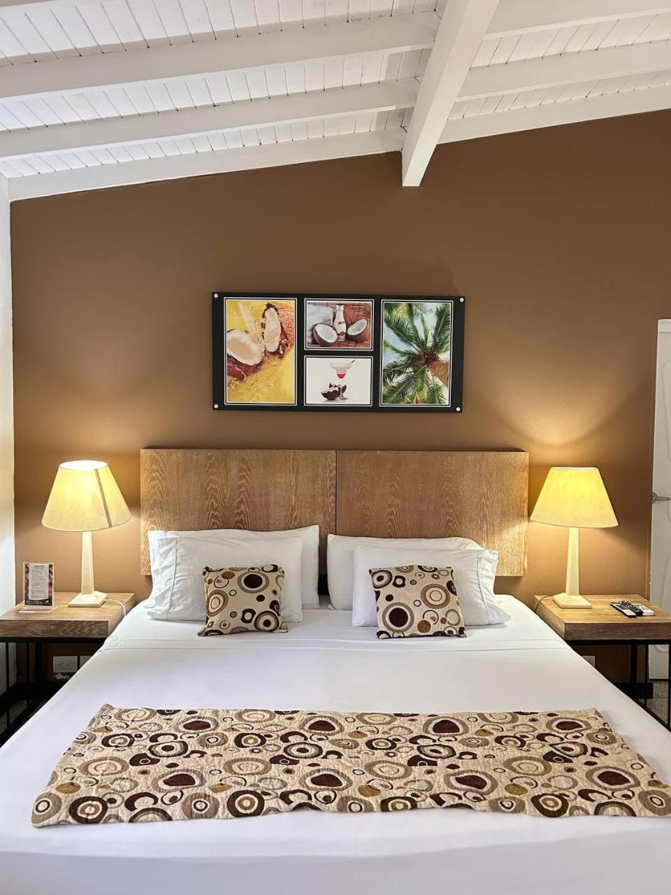 Hotel Aromax Del Campestre Medellín Extérieur photo