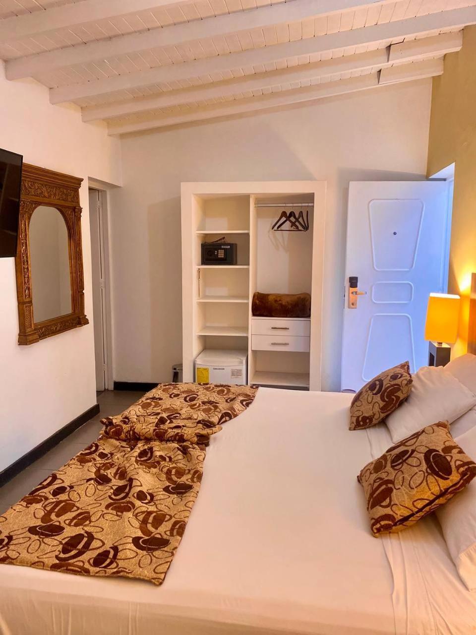 Hotel Aromax Del Campestre Medellín Extérieur photo